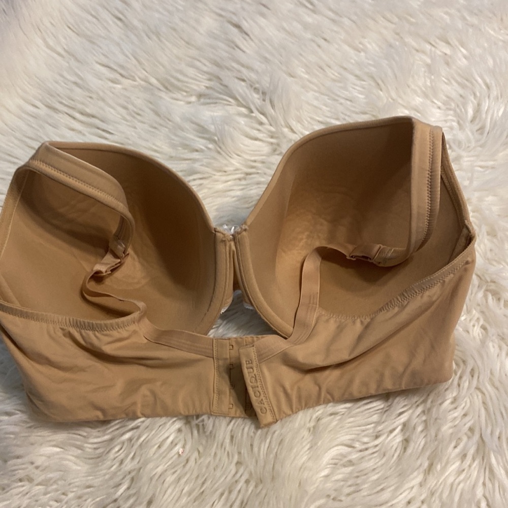 Cacique Bra size 42DDD excellent condition color tan - Picture 11 of 12